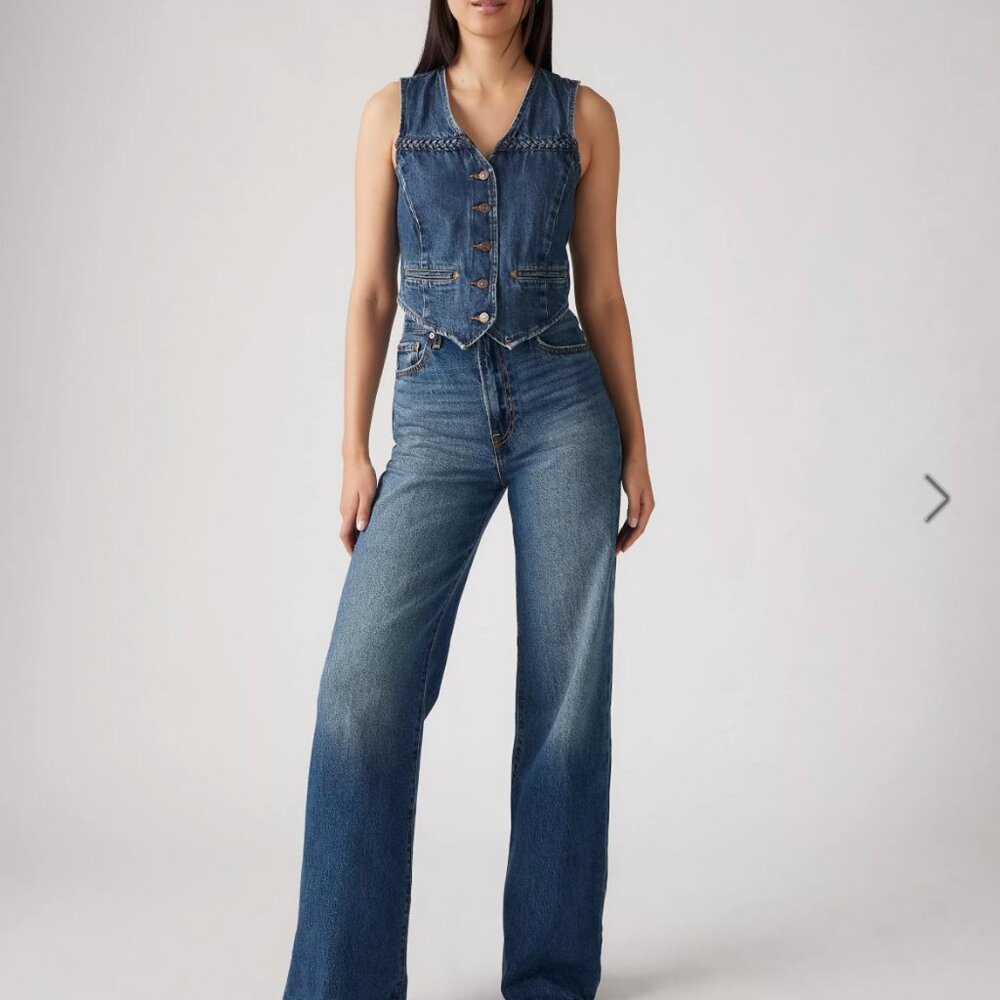 Levi's Premium Ribcage Wide Leg Jeans. Sz 28. Excellent Condition